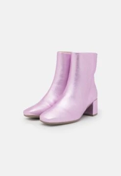 Gabor Comfort Korte Laarzen - Light Pink -Comfort Schoenen Winkel 3340a073f91844dc95c0cd98773f3b57