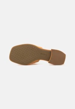 Gabor Comfort Muiltjes - Apricot -Comfort Schoenen Winkel 5b450623b8944a91953dd3bd848dbd7a
