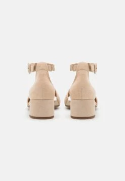 Gabor Comfort Sandalen - Desert 9 Gabor Comfort Sandalen - Desert -Comfort Schoenen Winkel a0d63a3822c848bdbed33a8af1cbd1d9