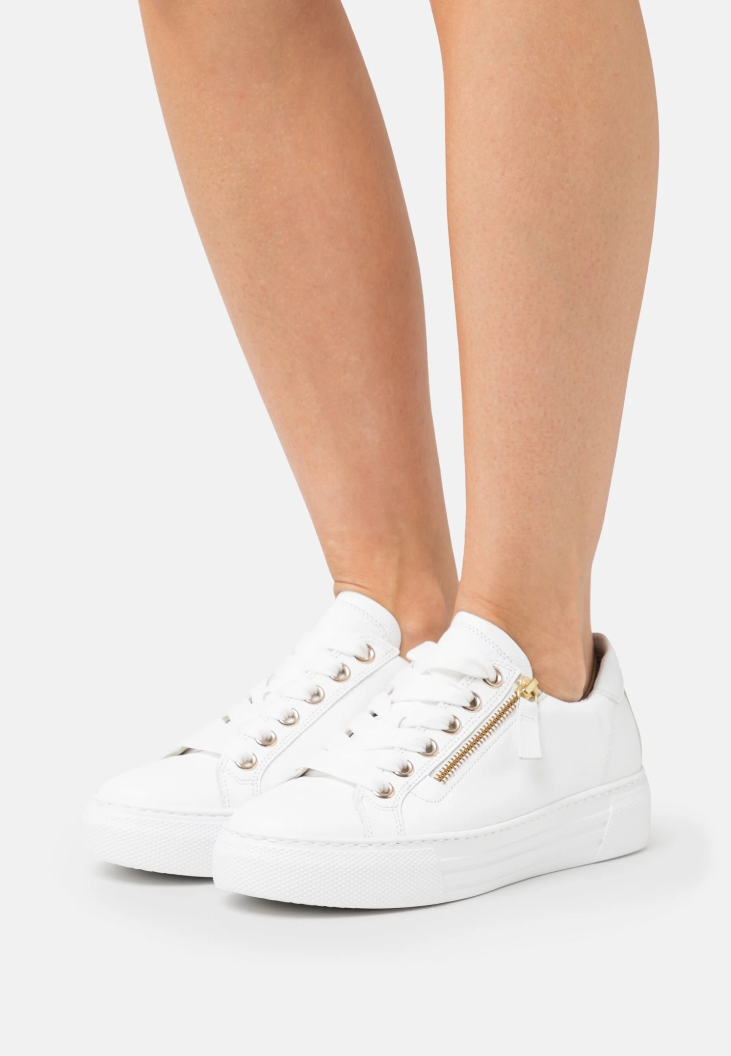 Gabor Comfort Sneakers Laag - Weiss/Platino/Gold 1 Gabor Comfort Sneakers Laag - Weiss/Platino/Gold